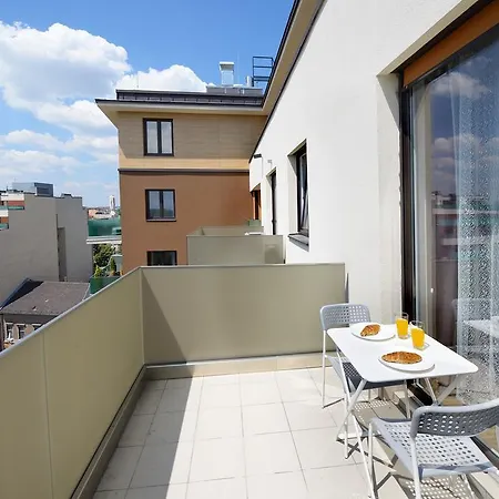 Corvina Apartment *
