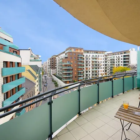 Apartment Corvina *